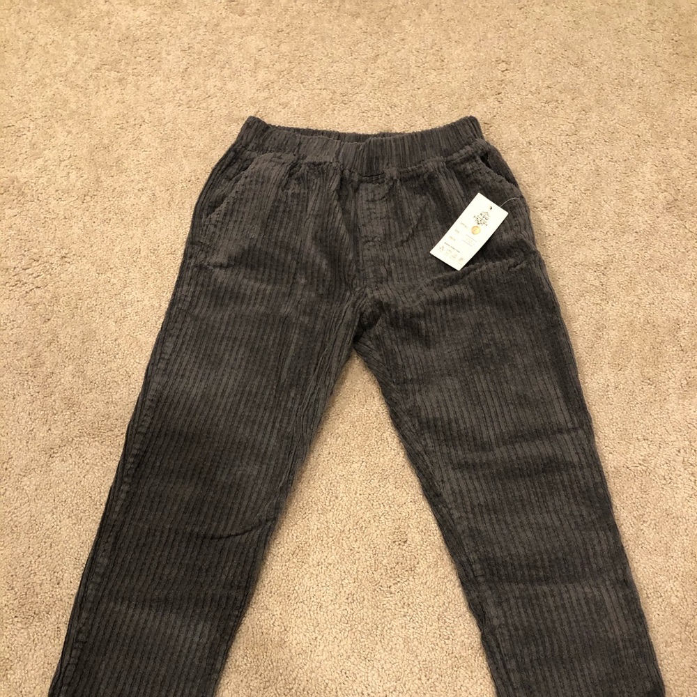 BRAND NEW Cordial pants